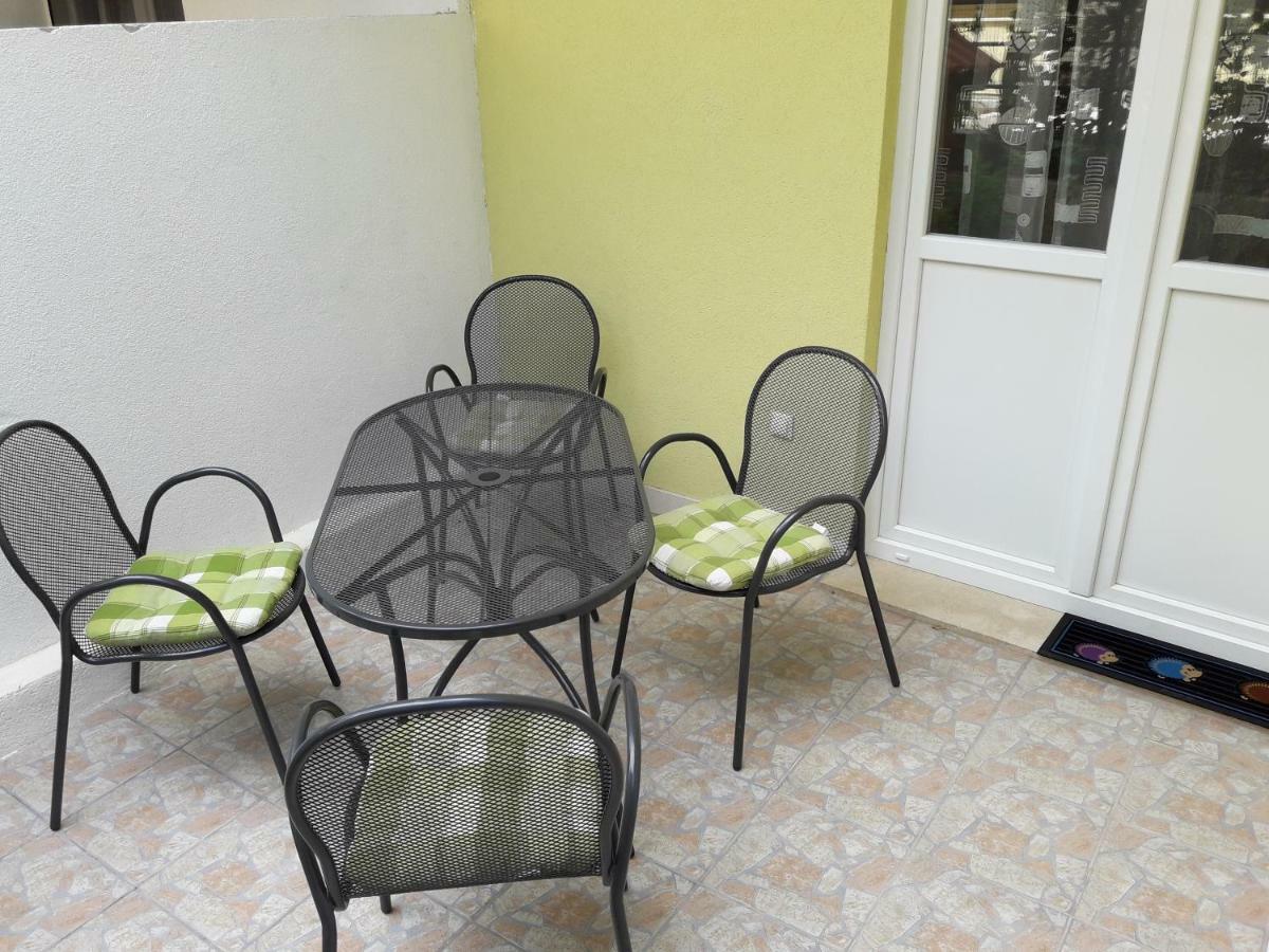 Apartma Lemongarden Duce